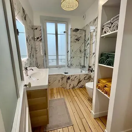 Maison Meuliere Avec Jardin Επερνέ