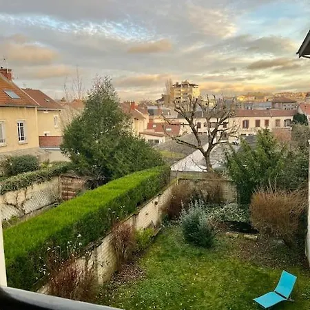 Maison Meuliere Avec Jardin *