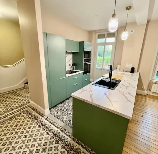 Maison Meuliere Avec Jardin