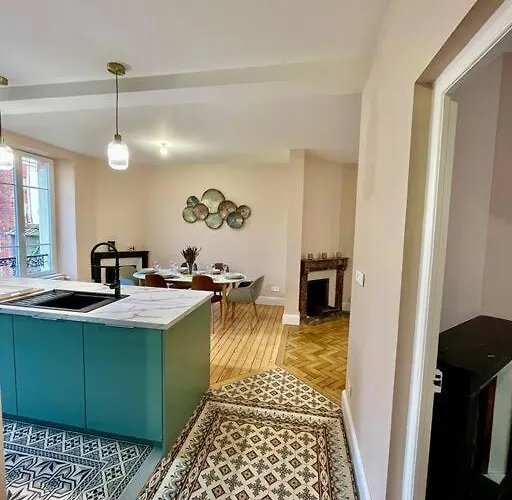 Сasa de vacaciones Maison Meuliere Avec Jardin Épernay